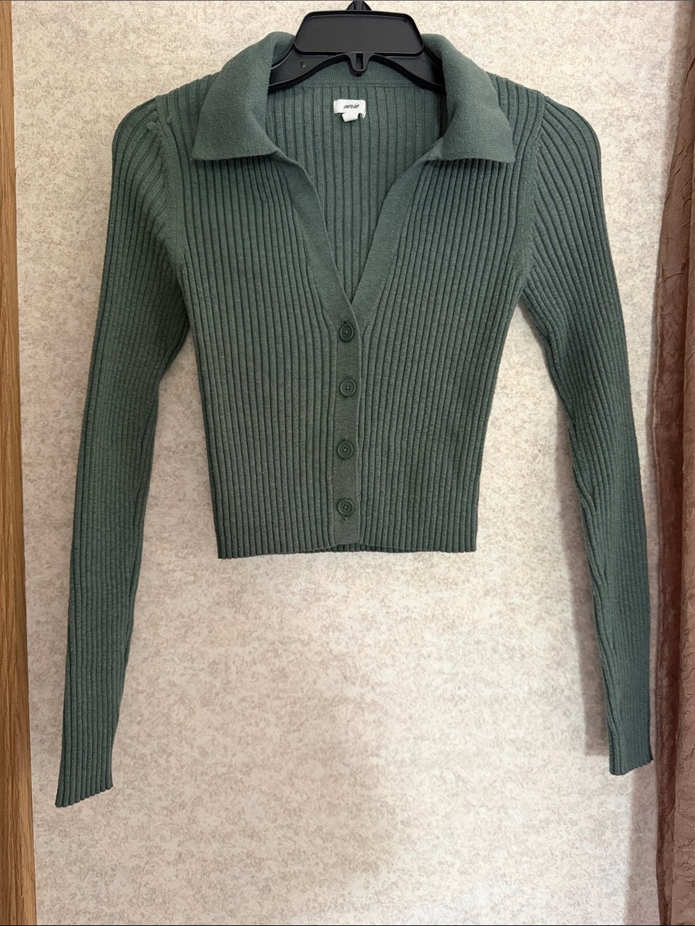 Aerie XS Ribbed Button-Up Crop Cardigan in Sage Green
